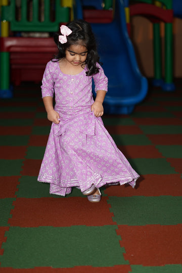 Tara Orchid lehenga kurta set
