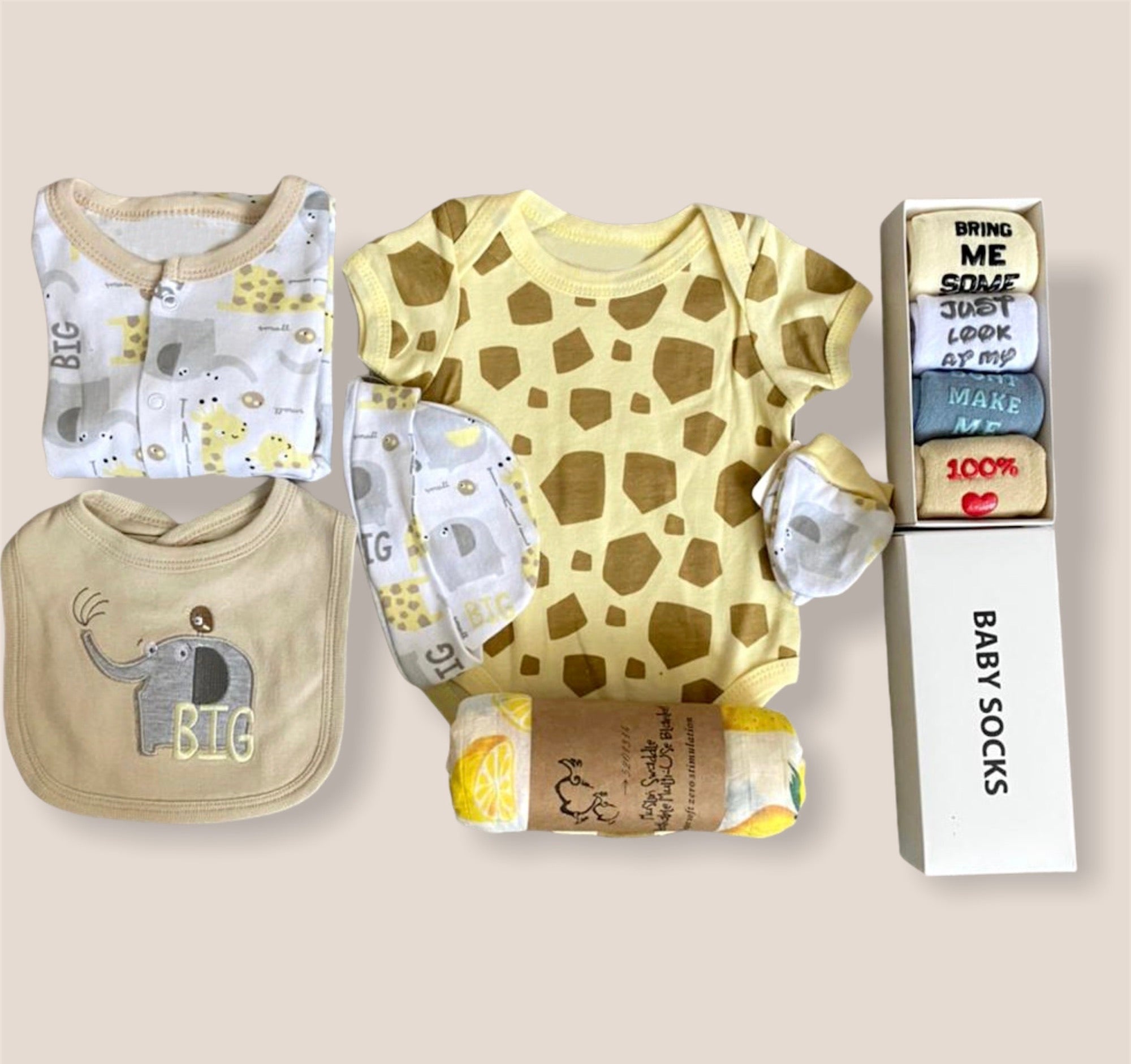 Big the giraffe  - 5pc Organic Newborn Baby Set