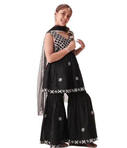 Roshni embroidered sharara kurta set black