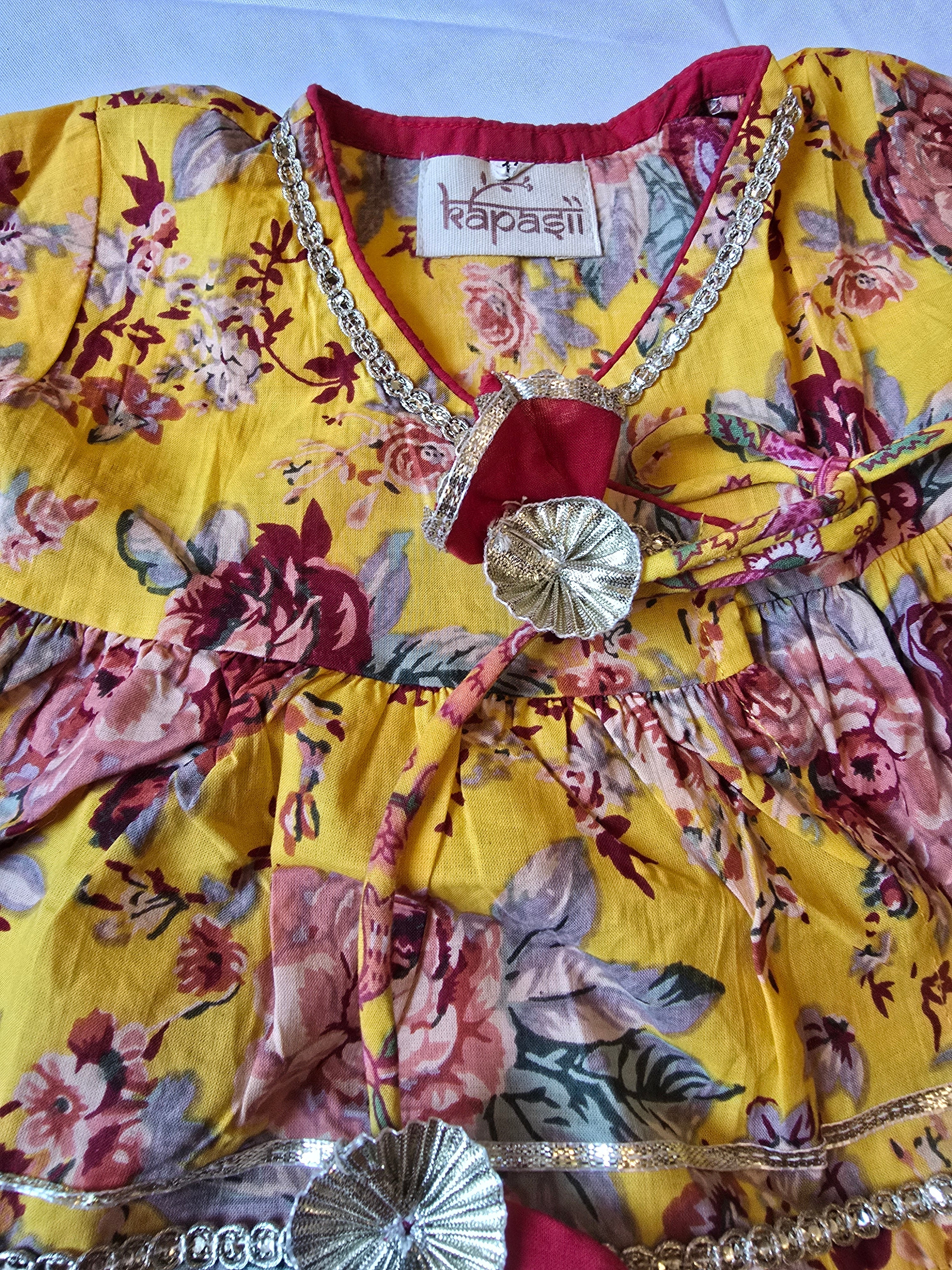 Ladoo infant anghrakha lehenga baby  set- yellow flower