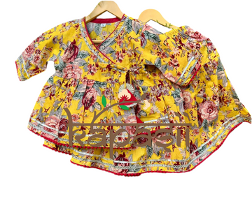 Ladoo infant anghrakha lehenga baby  set- yellow flower