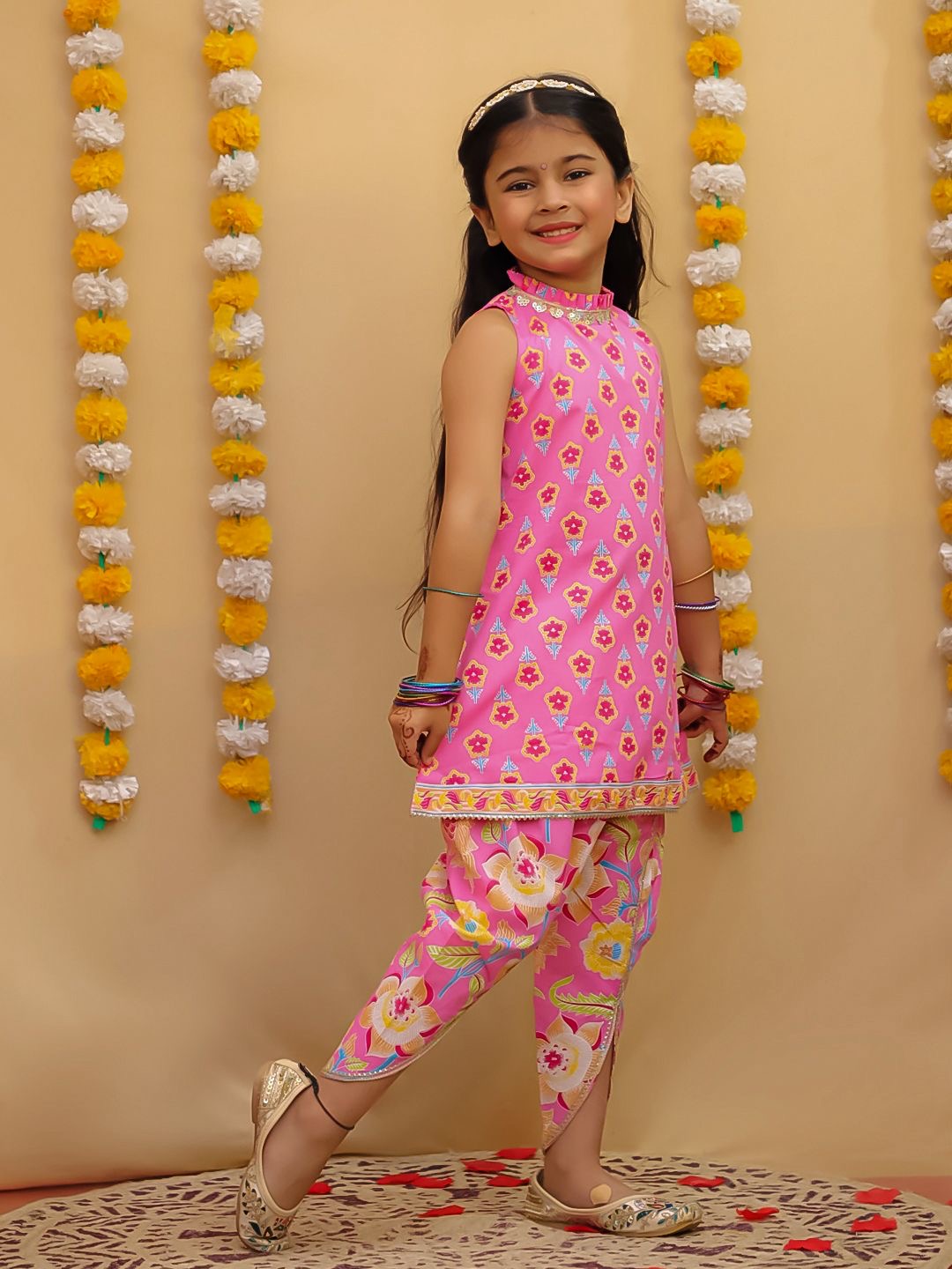 Inayat pink dhoti set girls