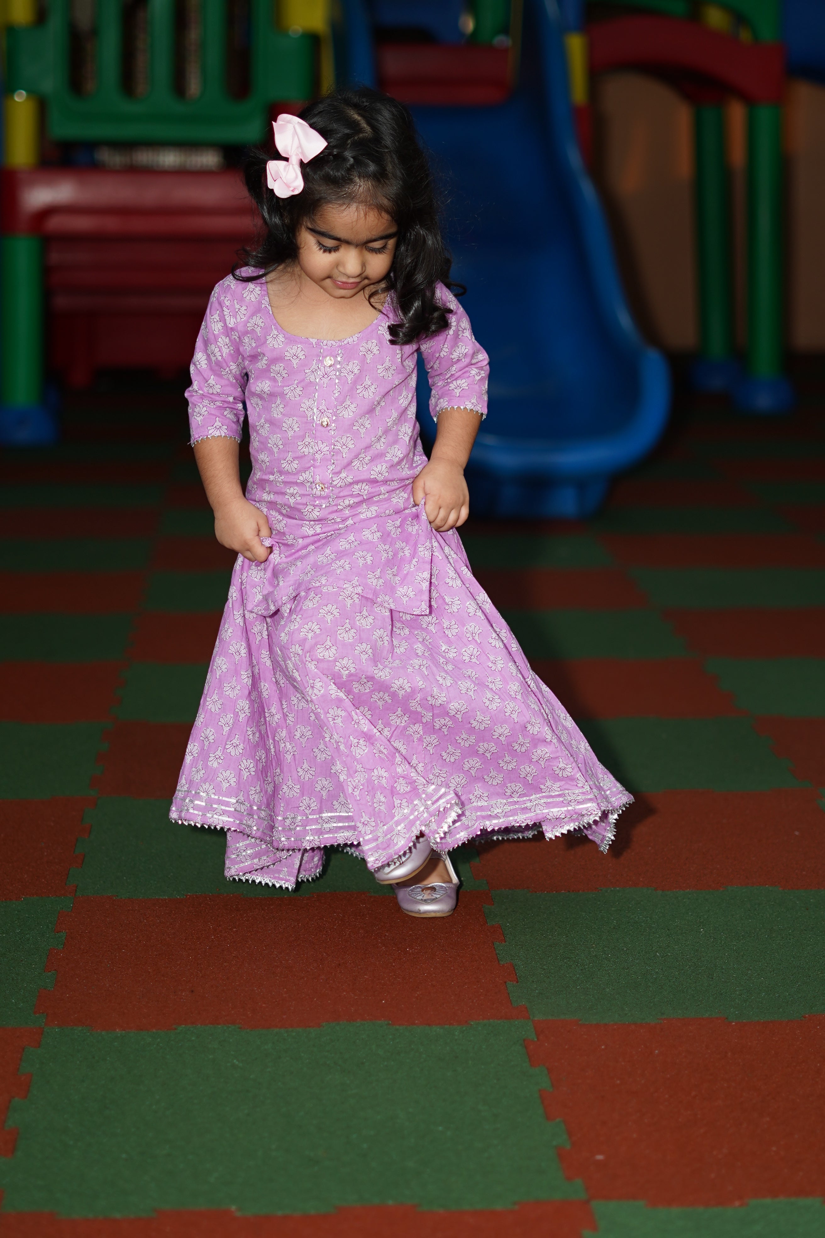 Tara Orchid lehenga kurta set