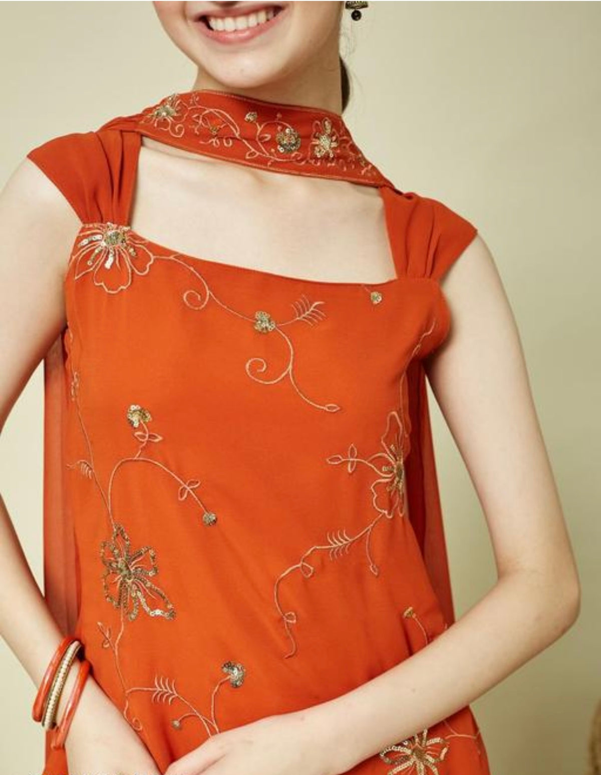 Slevless top palazzo dupatta set