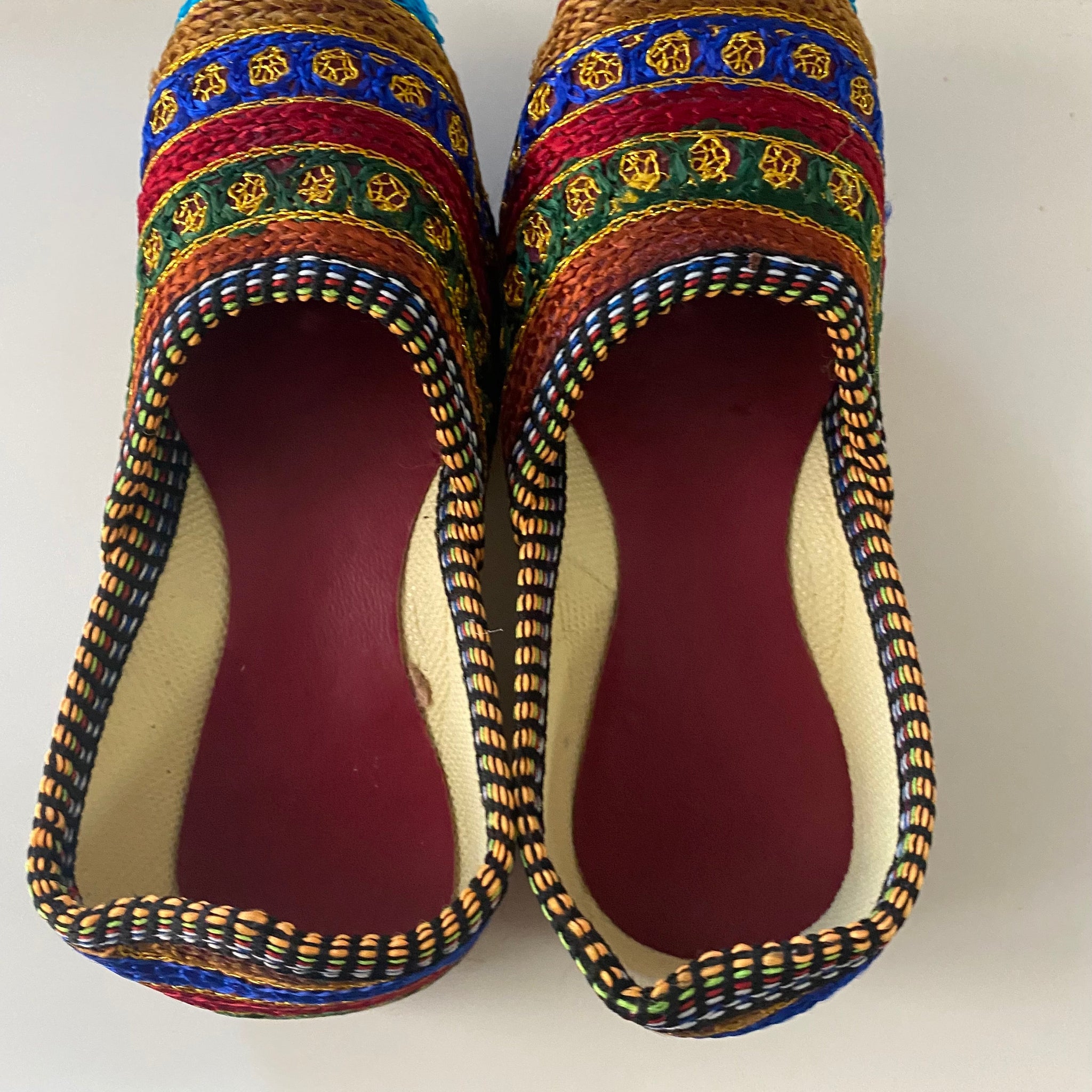 Kapasii - Girls ethnic footwear