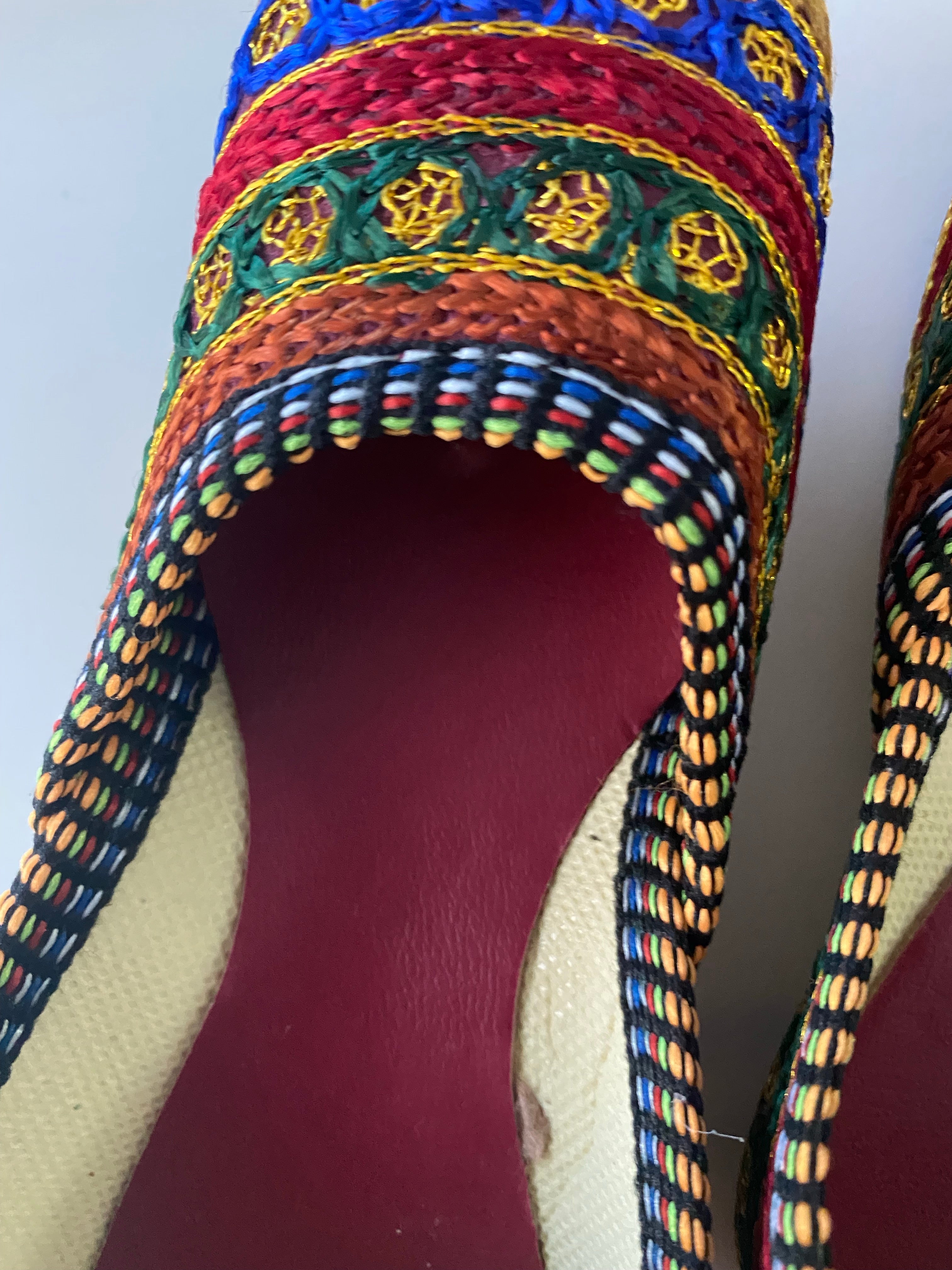 Kapasii - Girls ethnic footwear