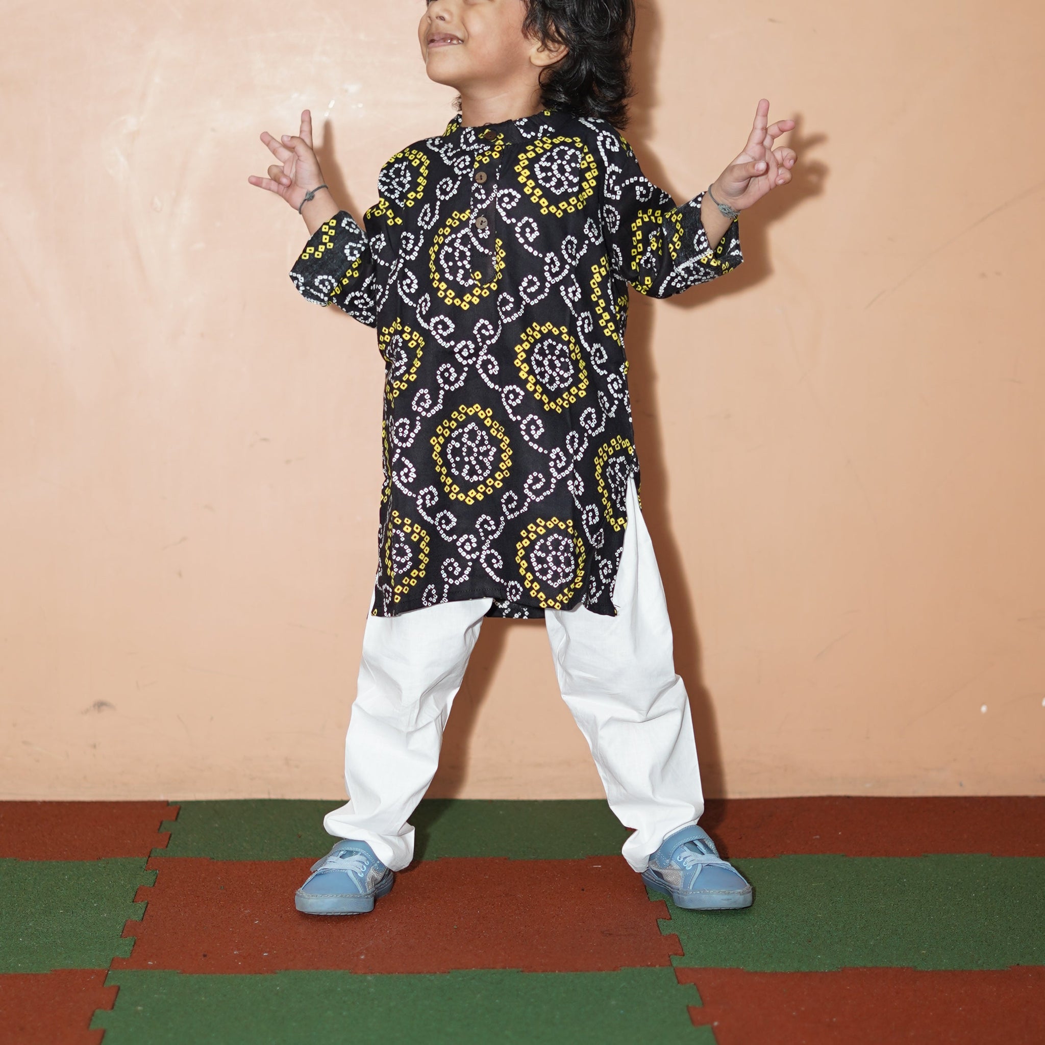 Black bandhani Boy Kurta pajama Set