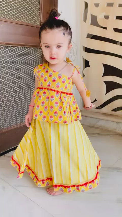 Dandelion yellow - princess ethic wear