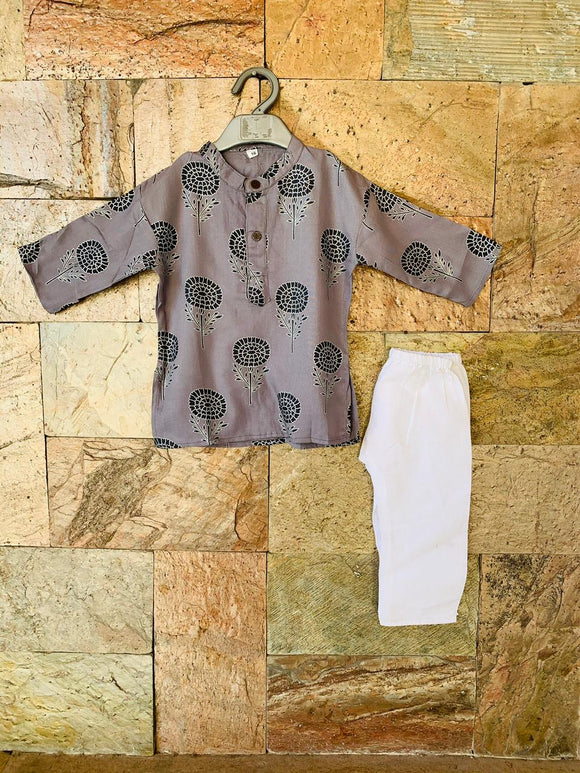 Kapasii -Nawab of old town mul mul kurta pajama set